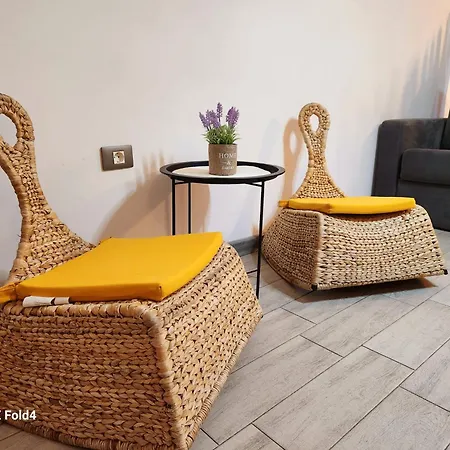 Azizi Luxury Blaxy Pool & Piscina Interioara Incalzita Apartment